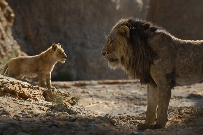 So gut ist "Der König der Löwen" wirklich - Scar redet Simba ein schlechtes Gewissen ein.