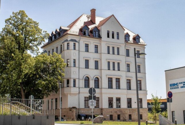 Software-Riese übernimmt Baselabs GmbH - Das BASELABS-Firmengebäude "Villa Rosenberg" in Chemnitz. Foto: BASELABS GmbH