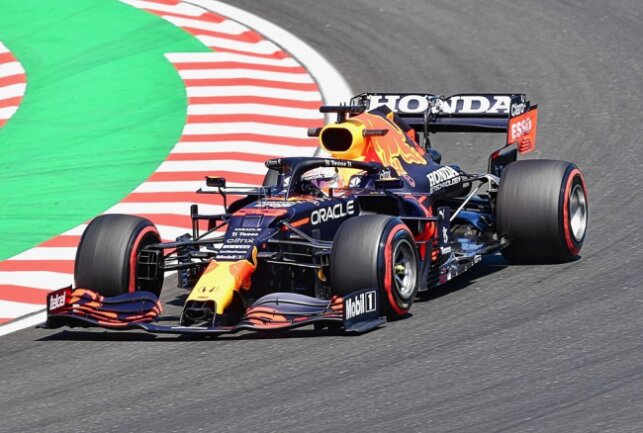 Derzeit schickt sich Max Verstappen an, für den Motorenlieferanten Honda einen weiteren Formel-1-WM-Titel zu gewinnen. Foto: Thorsten Horn