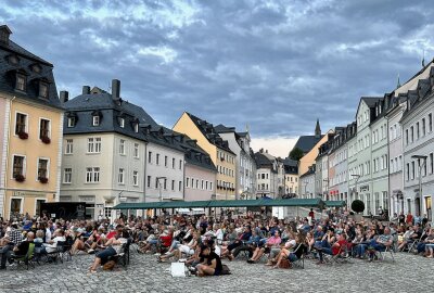 Sommerkino stößt auf positive Resonanz - Das Kino Open-Air in Schneeberg ist sehr gut angenommen worden. Foto: Ralf Wendland
