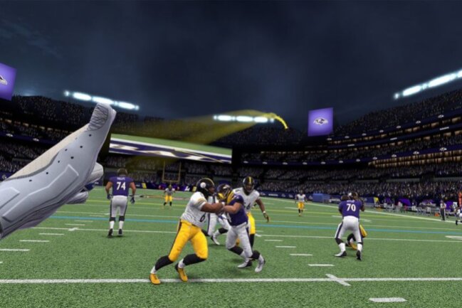 Sony taucht ab: Technik, Preis, Spiele - Alles zur PS VR2 - "NFL Pro Era" lässt Spieler die American-Football-Atmopshäre aus der Perspekte eines Quarterbacks aufsaugen. 