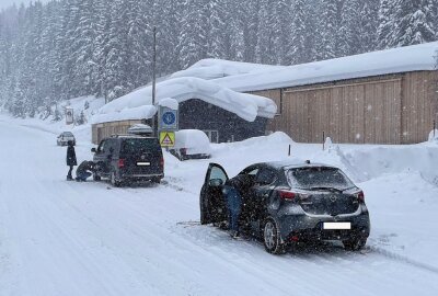 Starker Schneefall in Österreich kurz vor Ferienbeginn - In Österreich ist es zum extremen Schneefall gekommen, was einiges erschwert! Foto: Daniel Unger