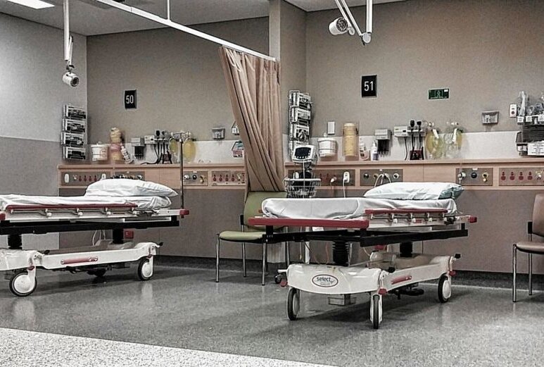 Steigende Corona-Zahlen: Besuchsverbot in vogtländischen Kliniken - Symbolbild. Foto: Pixabay