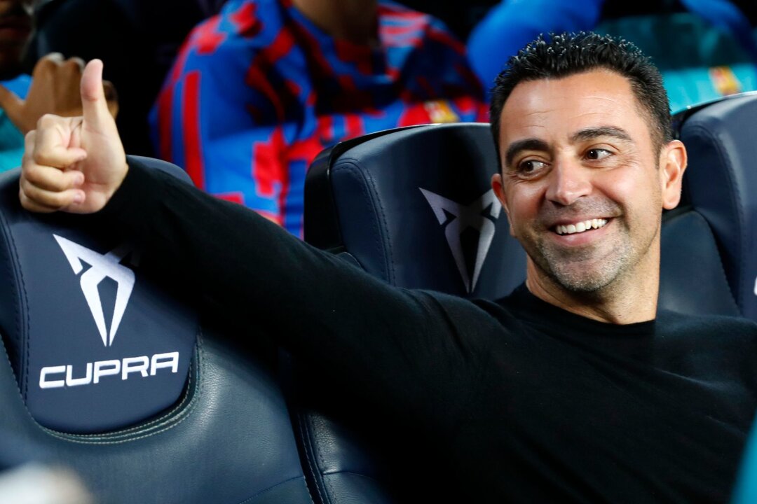 Stichelei von Luis Enrique: Xavi reagiert gelassen - Barcelonas Trainer Xavi Hernandez.