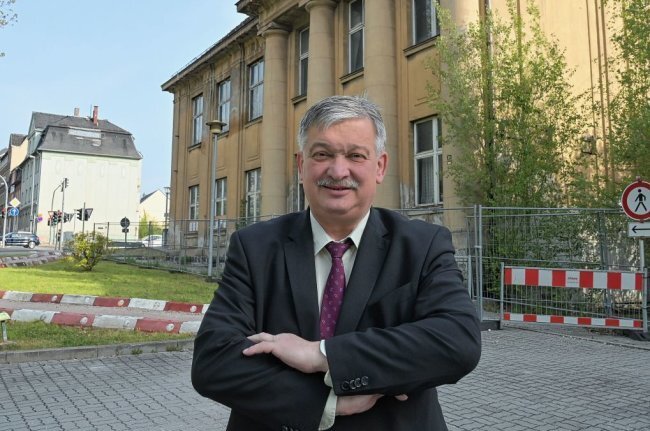  Heinrich Kohl (CDU) hat die Wahl zum Oberbürgermeister am heutigen Sonntag für sich entscheiden können.