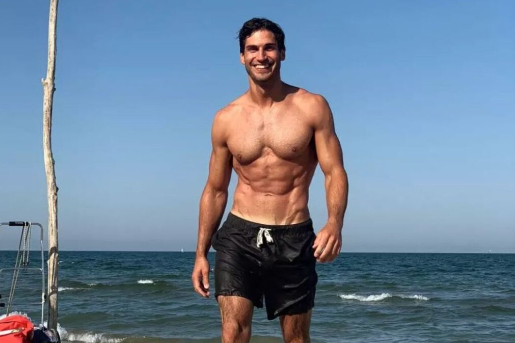 "Sturm der Liebe"- Star zeigt sich hüllenlos sexy im Urlaub - Auf Instagram zeigt sich Christopher Jan Busse sexy wie nie. Instagram @christopherjanbusse