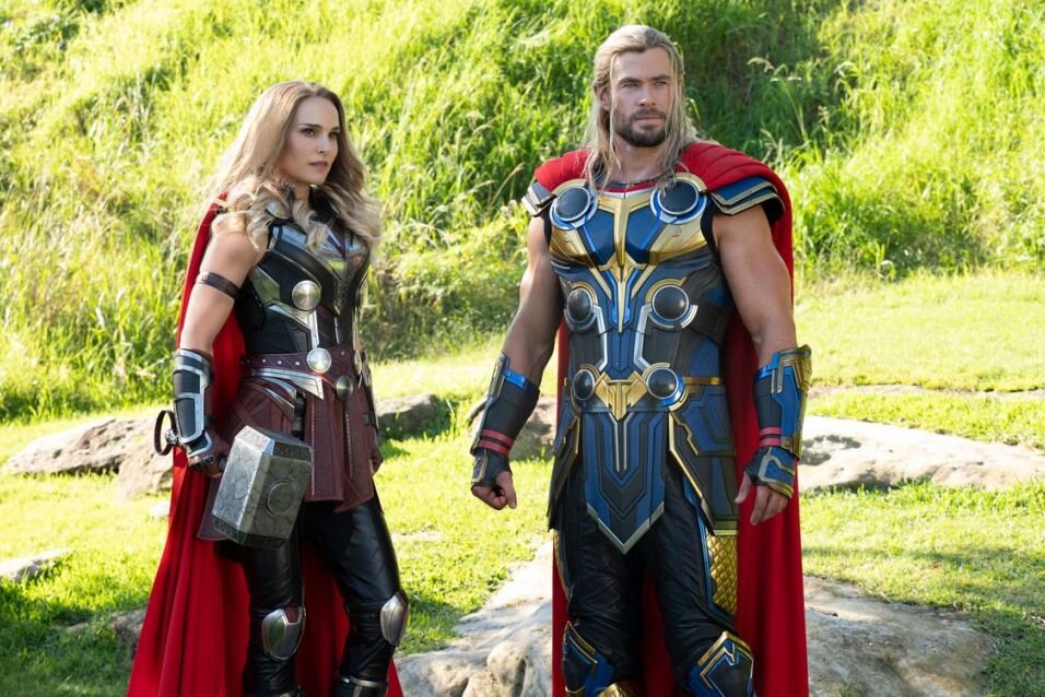 Der neue Marvel-Film "Thor: Love and Thunder" mit Natalie Portman und Chris Hemsworth wird nicht in Malaysia zu sehen sein. Das bestätigte der Kinobetreiber Golden Screen Cinemas. 