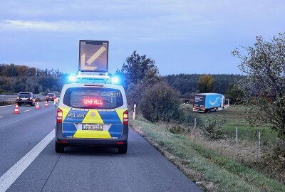 Tödlicher Unfall auf der A4: LKW-Fahrer verstirbt am Steuer - Bei Ottendorf-Okrilla ist am Montagmorgen ein LKW-Fahrer auf tragische Weise ums Leben gekommen. Foto: Xcitepress