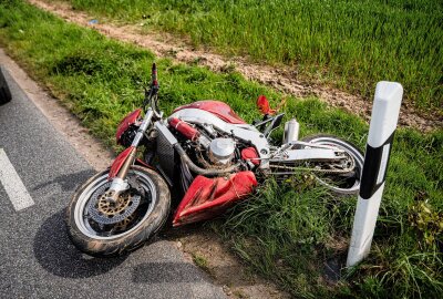 Tödlicher Unfall in Sachsen: Motorradfahrerin kommt ums Leben - Am Sonntagnachmittag kam es zu einem tödlichen Motorradunfall bei Leppersdorf. Foto: xcitepress/Rico Löb