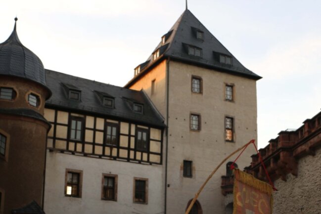 Die Burg Mylau bei Reichenbach ist eine Wehranlage auf einem Felssporn. Im Museum ist aktuell die Sonderausstellung "Industriekultur Mylau" zu sehen.