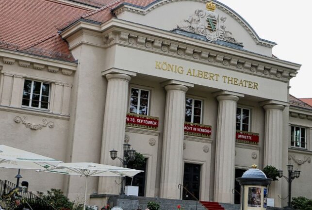Das König Albert Theater in Bad Elster beeindruckt nicht nur durch seine Architektur, auch finden hier jedes Jahr tolle Events statt. Foto: Simone Zeh 