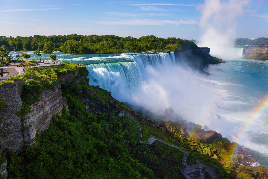 Totale Sonnenfinsternis in den USA erleben - Auch bei den weltberühmten Niagarafällen wird die Sonnenfinsternis zu sehen sein - vorausgesetzt, der Himmel ist wolkenlos.