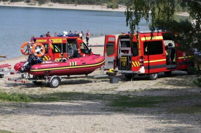 Tragischer Badeunfall: 81-Jähriger tot aus Grillensee geborgen - Ein 81-Jähriger wurde heute aus dem Naunhofer Grillensee tot geborgen. Foto: Sören Müller