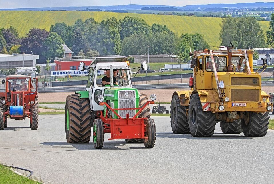 Die Traktoren dürfen wieder auf den Sachsenring. Foto: Markus Pfeifer