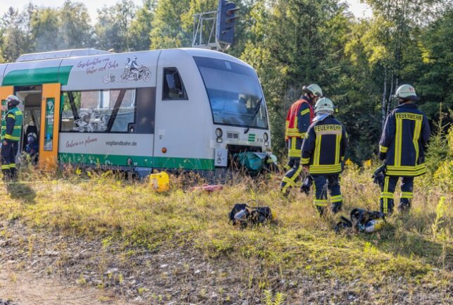 Vogtlandbahn fängt Feuer. B&S/ David Rötzschke