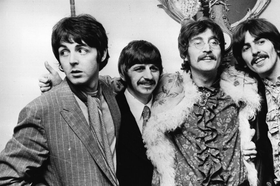 Über Paul, John, George und Ringo: Vier Beatles-Filme in Planung - Jedem Beatles-Mitglied soll ein eigener Film gewidmet werden, von links: Paul McCartney, Ringo Starr, John Lennon und George Harrison.