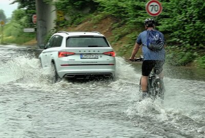 Überflutungen im Ahrtal und bei Koblenz - Unwetter wüten in Westdeutschland: Unterführungen und Keller unter Wasser. Foto: B&S/Bernd MŠrz