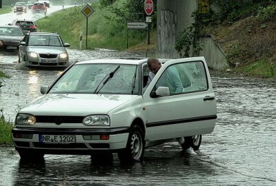 Überflutungen im Ahrtal und bei Koblenz - Unwetter wüten in Westdeutschland: Unterführungen und Keller unter Wasser. Foto: B&S/Bernd MŠrz