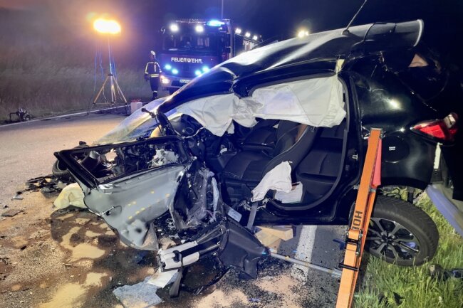 Zu einem schweren Unfall kam es auf der S 255 Autobahnzubringer Aue - Hartenstein am Freitagabend.