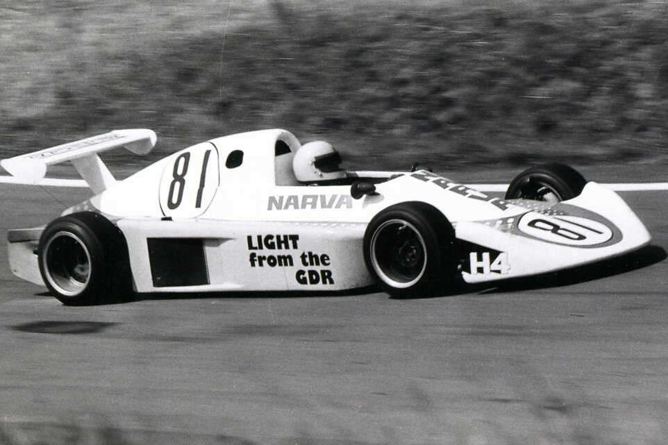 Ulli Melkus wäre heute 70 geworden - Ulli Melkus (hier 1982 auf dem Sachsenring) war einer der erfolgreichsten DDR-Autorennfahrer.