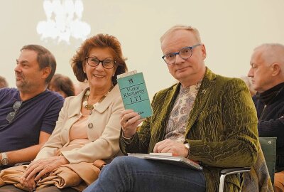Umstrittene Lesung in Dresden: Uwe Steimle liest aus Victor Klemperers "LTI" - Die Veranstaltung wurde sehr gut besucht. Foto: xcitepress/Finn Becker