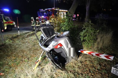 Am Montagabend kam es auf der S 270 zwischen Beierfeld und Grünhain zu einem Verkehrsunfall bei dem zwei Personen verletzt wurden. Foto: Niko Mutschmann