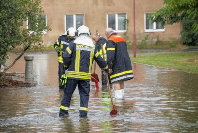 Am Montag kam es zu Hochwasser in Steinigtwolmsdorf. Foto: B&S/Bernd März