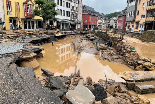 Die Unwetter haben in der Altstadt von Bad Münstereifel einen großen Schaden angerichtet. Foto: B&S/Bernd März
