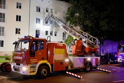 Update: Beim Wohnungsbrand in Chemnitz handelt es sich um schwere Brandstiftung - Vollbrand in Chemnitzer Wohnung am Sonntag. Foto: Harry Härtel