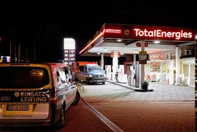 Update: Bewaffneter Raubüberfall an Tankstelle - Bewaffneter Raubüberfall an einer Chemnitzer Tankstelle. Foto: Harry Härtel