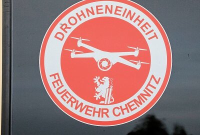 Update: Drohnenstaffel im Einsatz: Feuerwehr Chemnitz konnte entlaufene Wasserbüffel einfangen - Die Feuerwehr Chemnitz sucht ausgebrochene Büffel. Foto: Jan Härtel