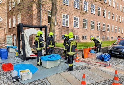 Update: Gefahrgut-Einsätze an Gerichten in Chemnitz und Marienberg! - Das relevante Material wurde von der Feuerwehr sichergestellt.Foto: Harry Härtel/Härtelpress