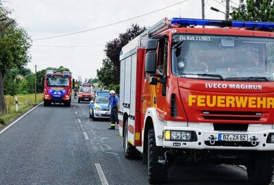 Update: Horror-Crash in Sachsen zwischen Audi und Milchlaster fordert Toten - Am Dienstagmittag kam es in der Ortslage Neupurschwitz bei Bautzen zu einem schweren Unfall. Foto: LausitzNews