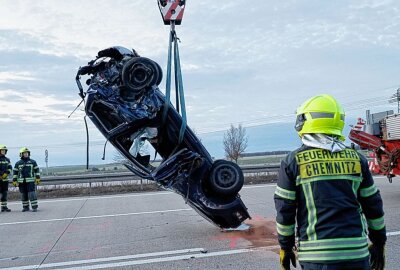 Update: PKW überschlägt sich bei Unfall auf A4 - Bei einem Verkehrsunfall auf der A4 überschlug sich ein beteiligter PKW. Foto: Harry Härtel