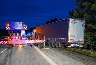 Update: Schwerer LKW-Unfall auf der Autobahn - 80.000 Euro Gesamtschaden - Am Montag ereignete sich gegen 18 Uhr ein schwerer Verkehrsunfall auf der Bundesautobahn 4 zwischen Görlitz und Dresden auf Höhe Uhyst am Taucher. Foto: LausitzNews