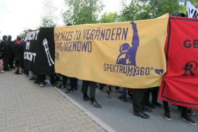 Demo gegen rechte Ausschreitungen in Zwönitz. Foto: Niko Mutschmann