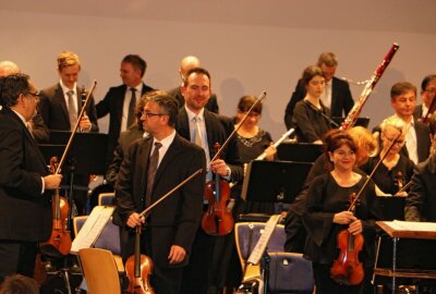 Veranstaltungsvorschau für die Vogtlandhalle Greiz - Ein Sinfoniekonzert der Vogtlandphilharmonie wird in der Vogtlandhalle Greiz aufgeführt. Foto: Simone Zeh