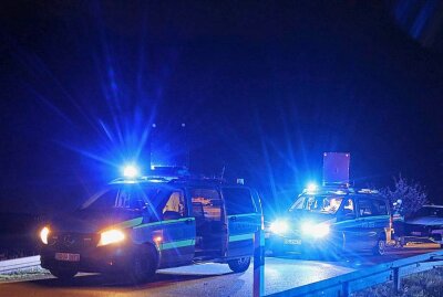 Verfolgungsjagd auf A4: Autodieb gestellt - Mutmaßlicher Autodieb gestellt. Foto: Andreas Kretschel