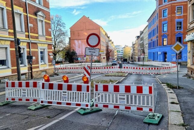 Verkehrschaos droht: Zietenstraße wird zur Dauerbaustelle - Auf der Zietenstraße wird in den nächsten zwei Jahren gebaut. Foto: Harry Härtel