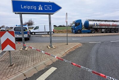 Verkehrsunfall auf A14: Sechs Fahrzeuge beteiligt - Verkehrschaos auf der Autobahn: Sechs Autos in Unfall verwickelt. Foto: Sören Müller