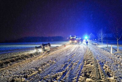 Verkehrsunfall auf der B6 - In Hochkirch war die B6 für rund eine Stunde voll gesperrt. Foto: LausitzNews.de/Ricardo Herzog