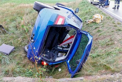 Verkehrsunfall im Erzgebirge erfordert Rettungshubschrauber - Unfall zwischen Wünschendorf und Reifland. Ein Rettungshubschrauber war im Einsatz. Foto: Harry Härtel 
