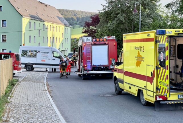 Verkehrsunfall in Lauter: Transporter rammt PKW - Am Donnerstagabend kam es gegen 19.40 Uhr auf der Anton-Günther-Straße zu einen Verkehrsunfall. Foto: Daniel Unger