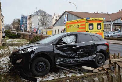 Verkehrsunfall in Zittau - In Zittau kam es am Samstagmittag zu einem Verkehrsunfall. Foto: xcitepress