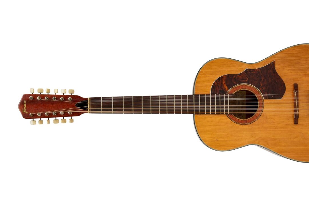 Verschollen geglaubte Lennon-Gitarre bringt Millionen - Die 12-saitige Framus-Hootenanny-Akustikgitarre.