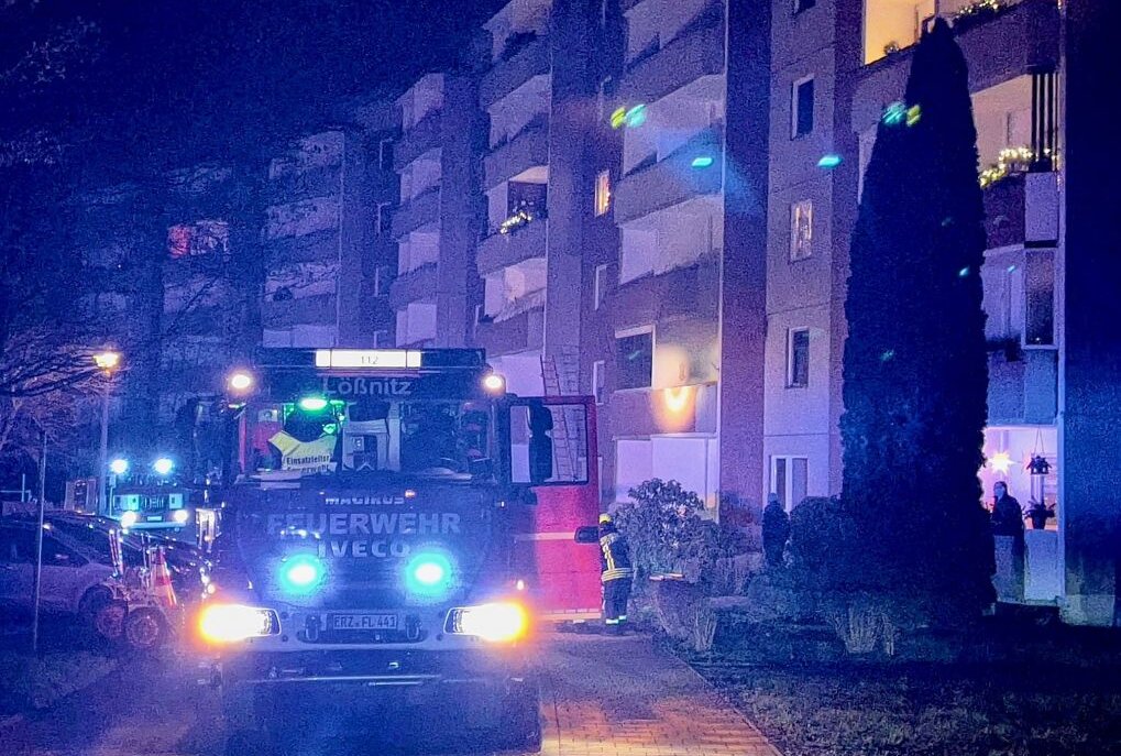 Verursachte Feuerwerkskörper Brand auf Balkon? - Auf einem Balkon in Lößnitz kam es zu einem Brand. Foto: Daniel Unger