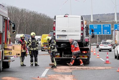 Vier Verletzte und Stau nach Unfall auf A4 am Kreuz Chemnitz - Unfall auf der A4 am Kreuz Chemnitz. Foto: Harry Härtel