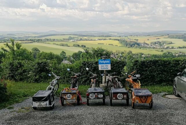Vogtland: SR2-Musketiere fahren mit dem Moped durch Europa - Reiseimpressionen von der jüngsten Tour der fünf SR2-Musketiere aus dem Vogtland. Fotos: Karsten Repert