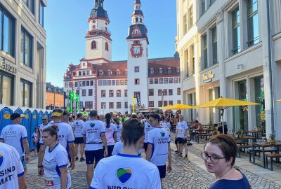 Volle City: Über 9.000 Läufer beim Chemnitzer Firmenlauf - Am Mittwochabend fand der Chemnitzer Firmenlauf statt. Foto: Dena Wyanett Weigel
