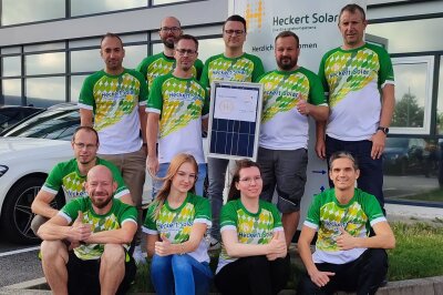 Volle City: Über 9.000 Läufer beim Chemnitzer Firmenlauf - Team Heckert Solar.